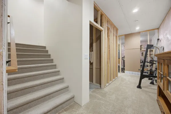 $1,100,000 | 3632 Crimson Loop South, Fargo, ND 58104