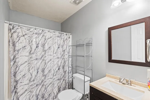 $2,400 | 6906 Durango Drive, Magnolia, TX 77354