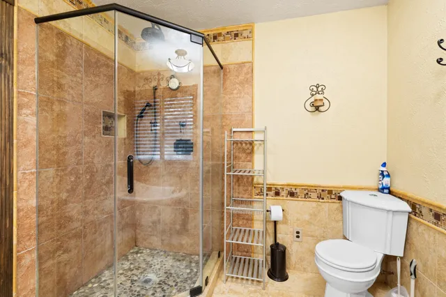 $2,400 | 6906 Durango Drive, Magnolia, TX 77354