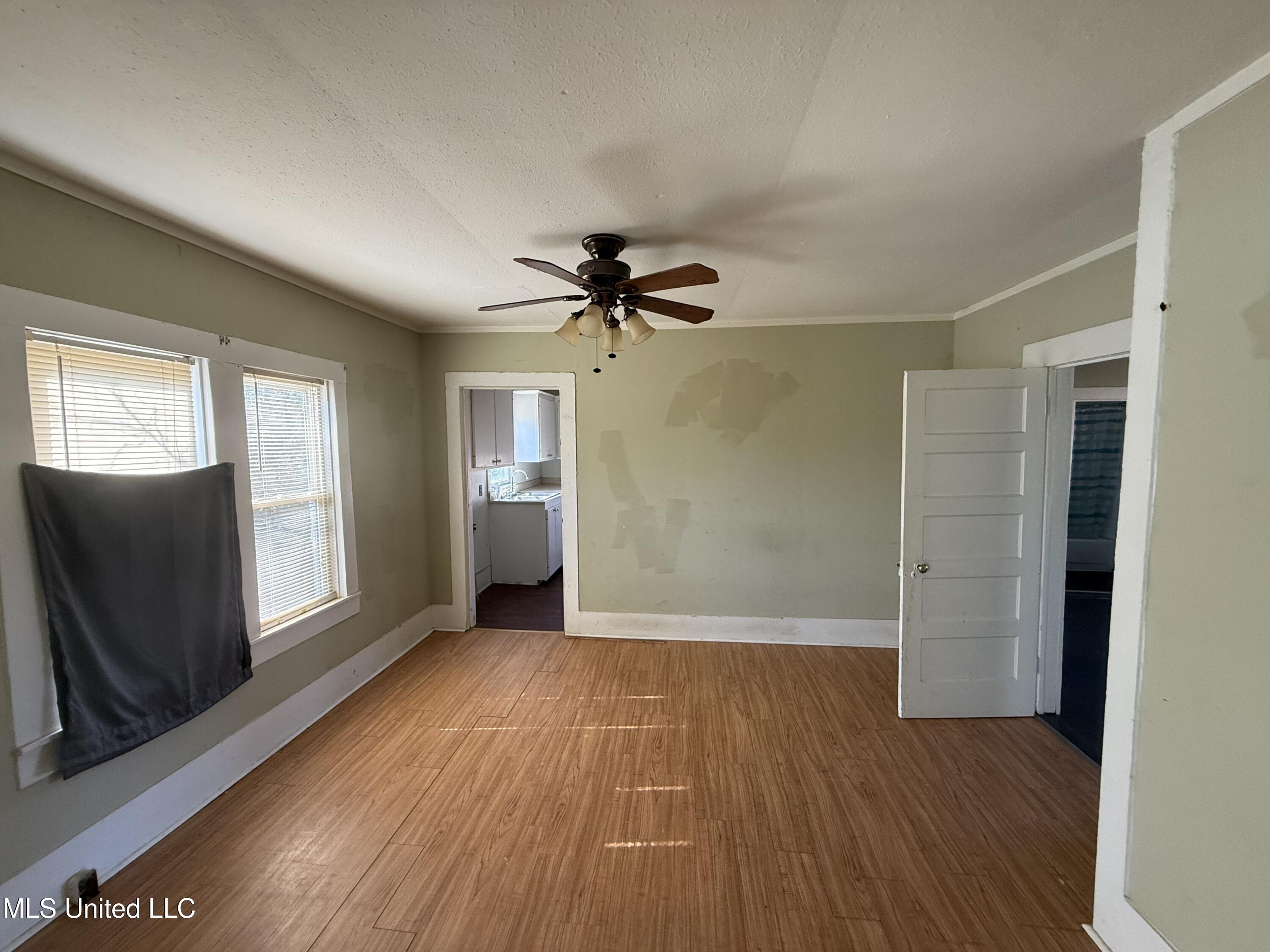 112 Moore Avenue Pelahatchie, MS 39145 - Photo 11 of 11 IMG_3975