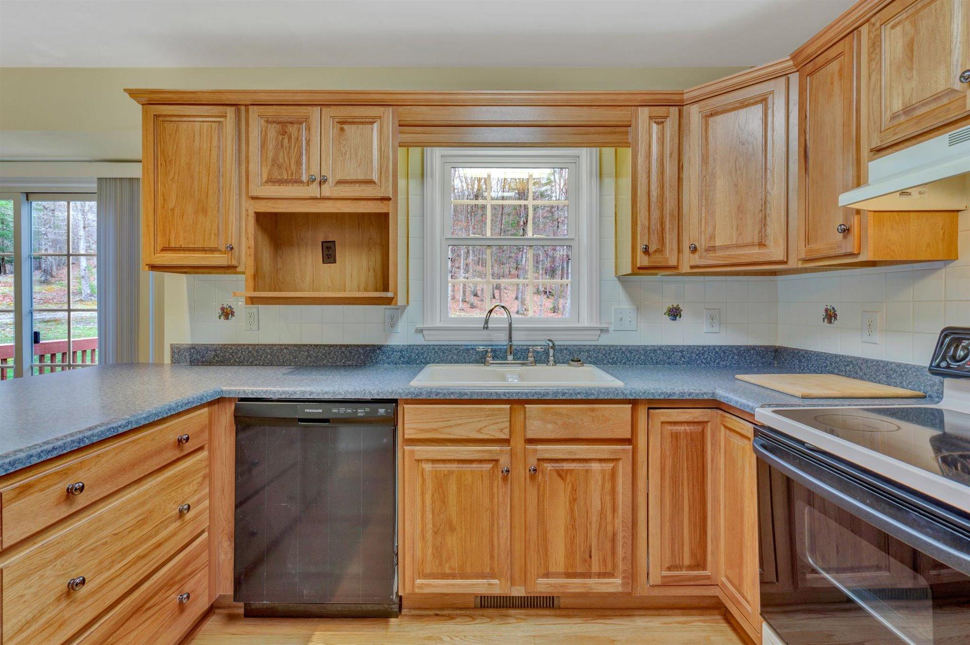 2428 Peaceful Valley Road New Castle, VA 24127 - Photo 13 of 44 10-041420210008
