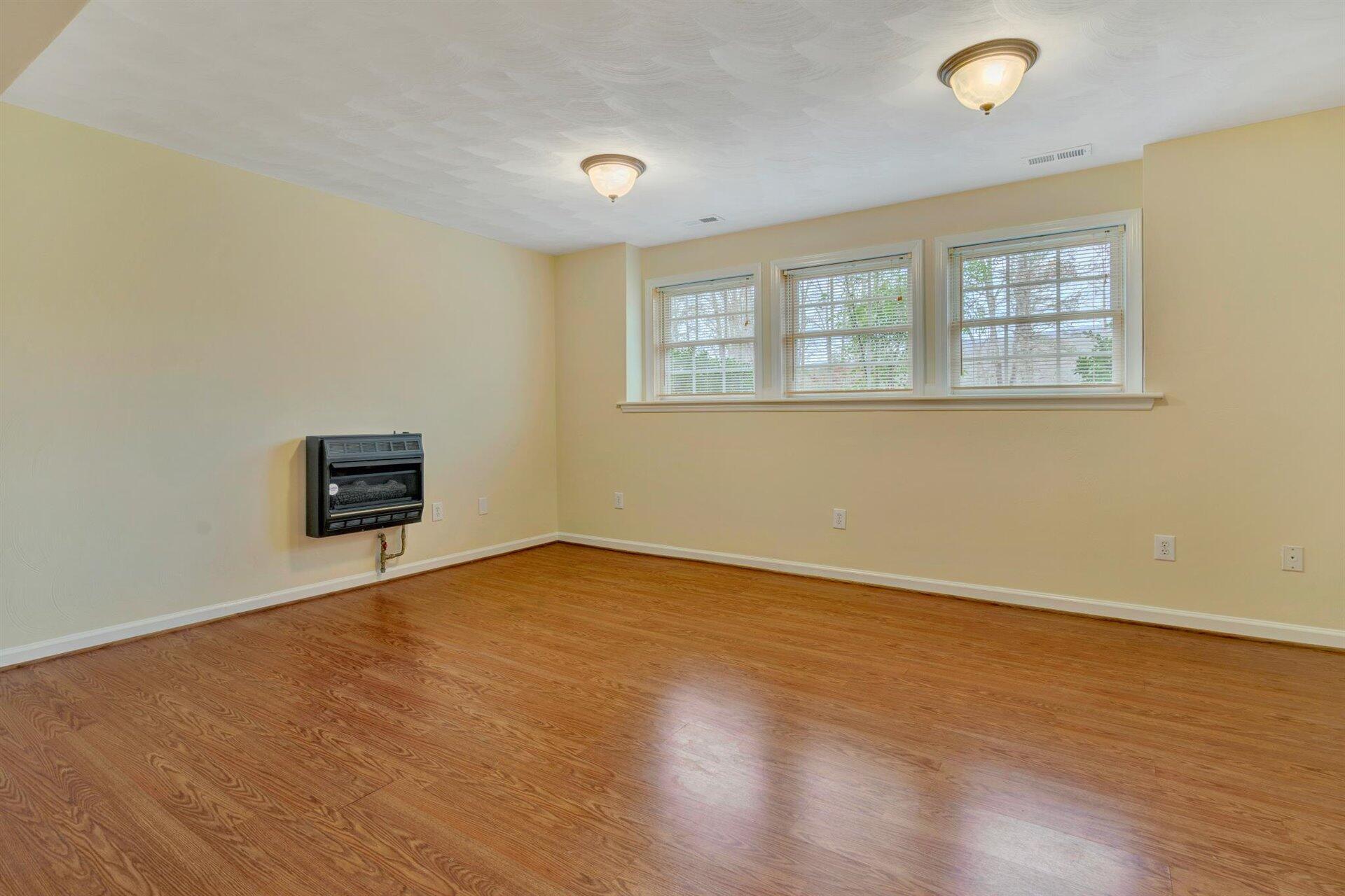 2428 Peaceful Valley Road New Castle, VA 24127 - Photo 23 of 44 20-041420210018