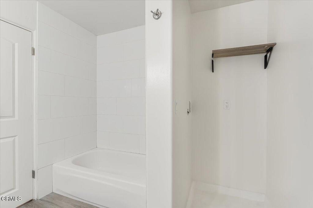 620 West Gonzales Road, Unit A Oxnard, CA 93036 - Photo 14 of 23 15-DSC01747