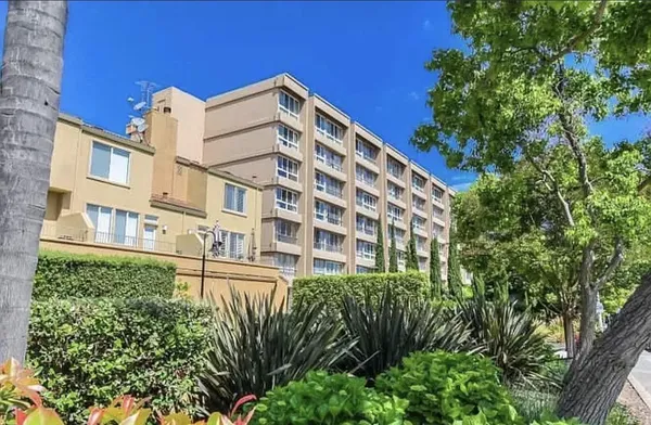 $2,495 | 1700 Civic Center Drive, Unit 607, Santa Clara, CA 95050