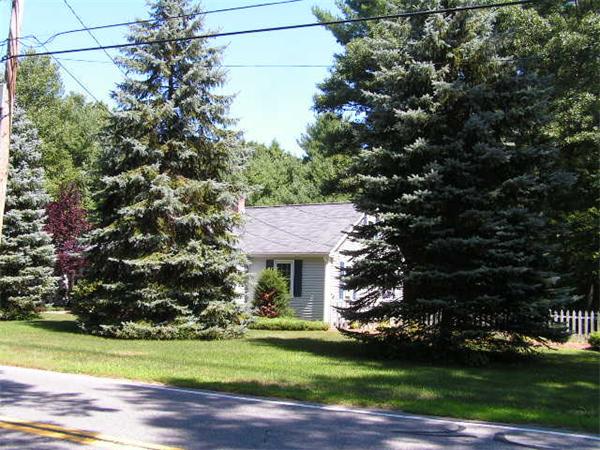 22 Concord Road Westford, MA 01886 - Photo 3 of 19 Gallery Image 3