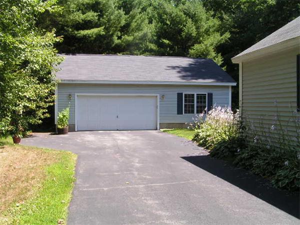 22 Concord Road Westford, MA 01886 - Photo 4 of 19 Gallery Image 4