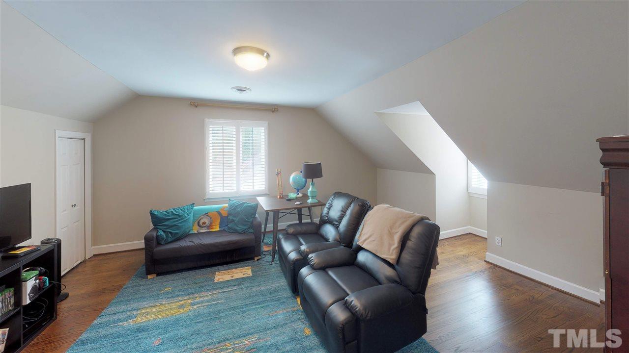 1008 Canterbury Road Raleigh, NC 27607 - Photo 16 of 29