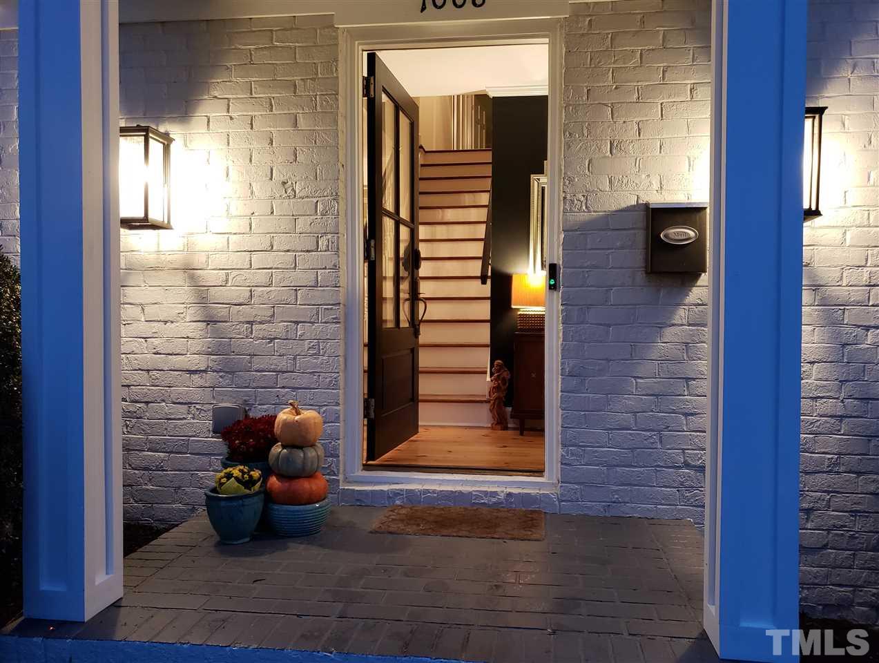 1008 Canterbury Road Raleigh, NC 27607 - Photo 3 of 29