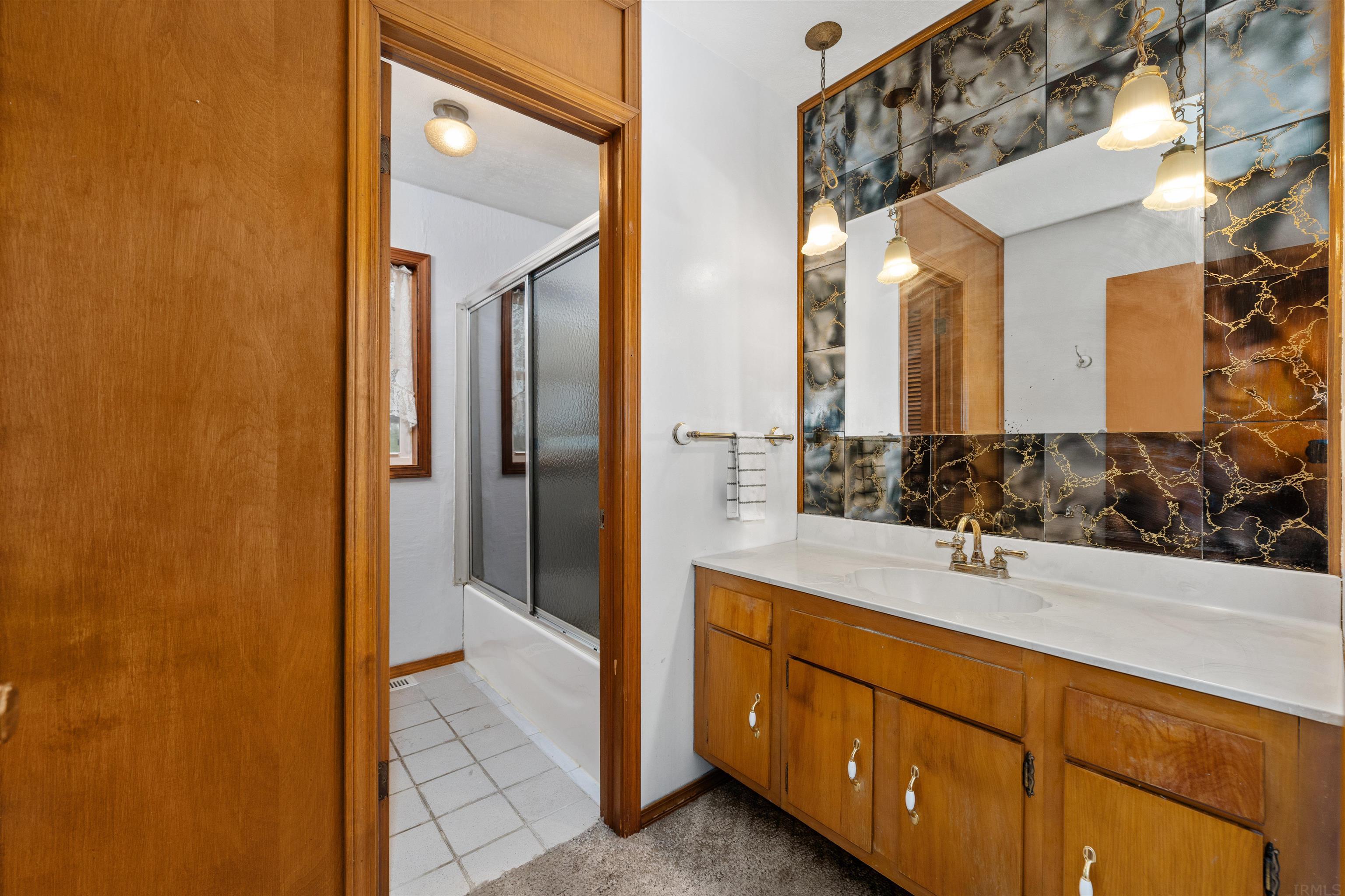 7710 North Barrington Drive Decatur, IN 46733 - Photo 7 of 23 Gallery Image 7
