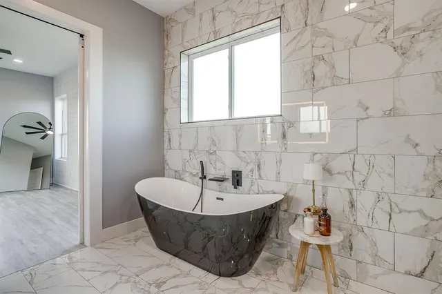 $775,000 | 9316 Grande Vista Way, Joshua, TX 76058