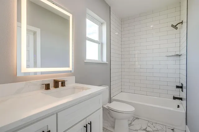 $775,000 | 9316 Grande Vista Way, Joshua, TX 76058