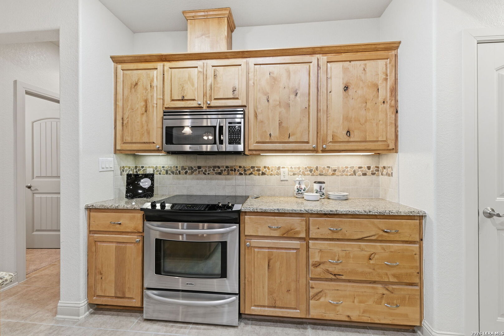 329 East Bandera Road Boerne, TX 78006 - Photo 13 of 49