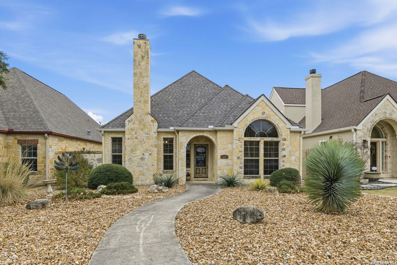 329 East Bandera Road Boerne, TX 78006 - Photo 3 of 49