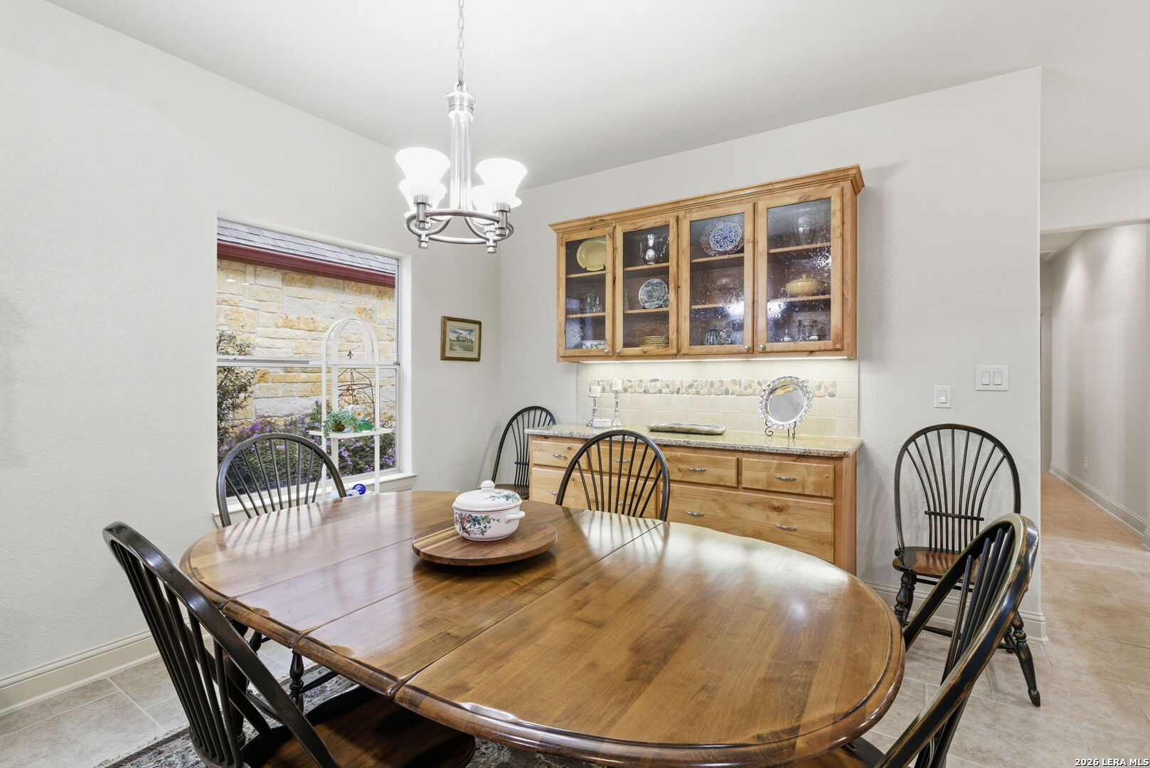 329 East Bandera Road Boerne, TX 78006 - Photo 6 of 49