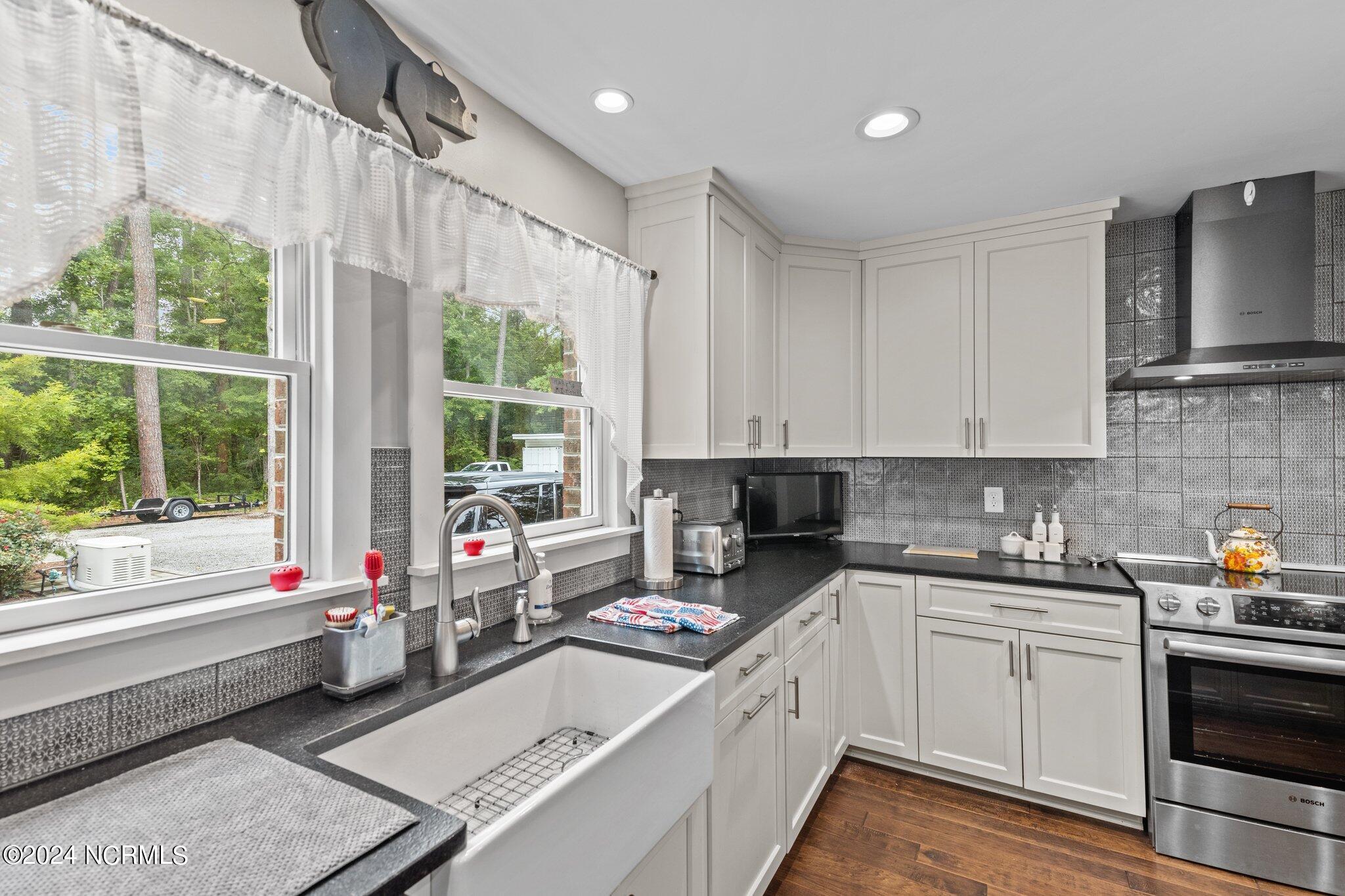 204 North Ridge Road New Bern, NC 28560 - Photo 39 of 65 37-web-or-mls-2I3A0009