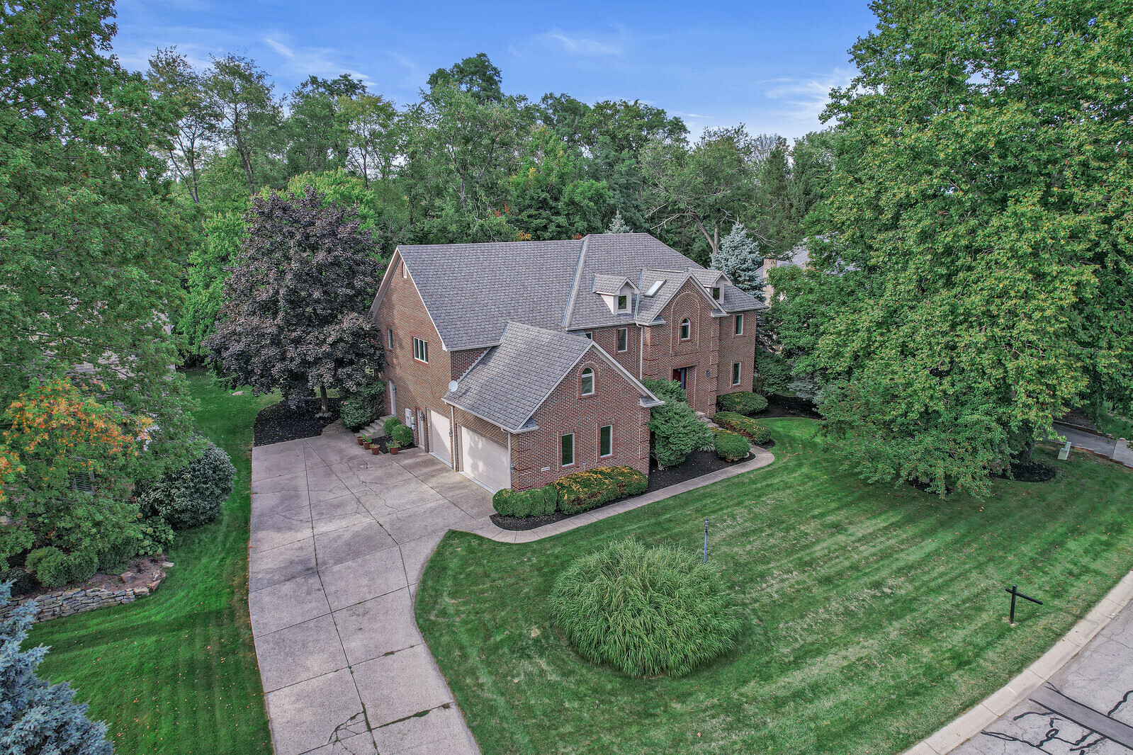12290 Bridgewater Road Indianapolis, IN 46256 - Photo 3 of 93 Gallery Image 3