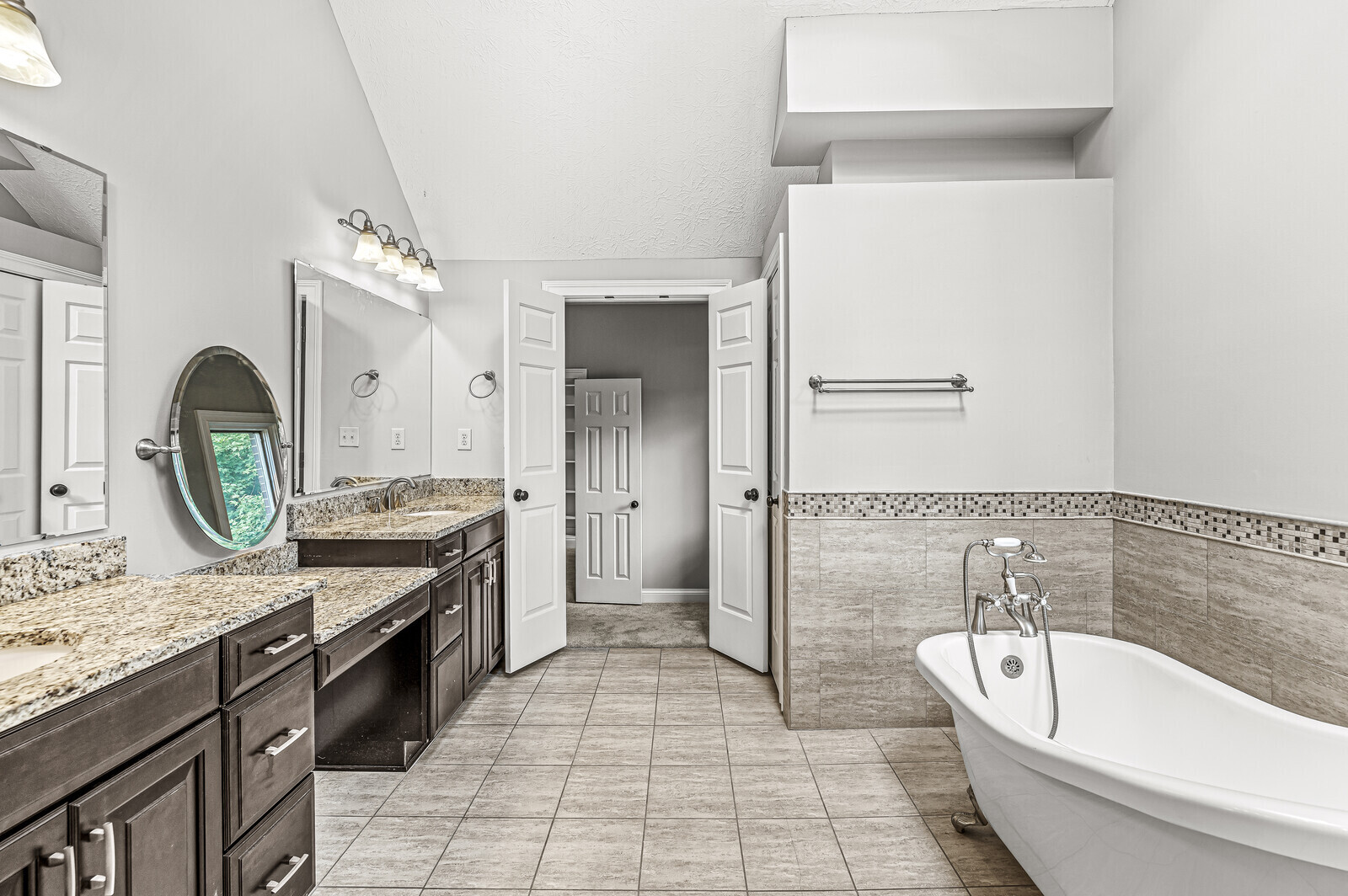 12290 Bridgewater Road Indianapolis, IN 46256 - Photo 62 of 93 Gallery Image 62