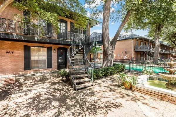 $1,395 | 6015 East University Boulevard, Unit 223G, Dallas, TX 75206