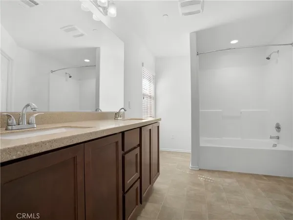 a view of a back yard of the house