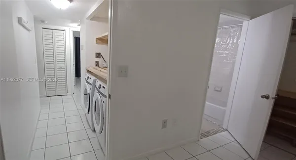 $2,150 | 14905 Southwest 80th Street, Unit 112, Miami, FL 33193