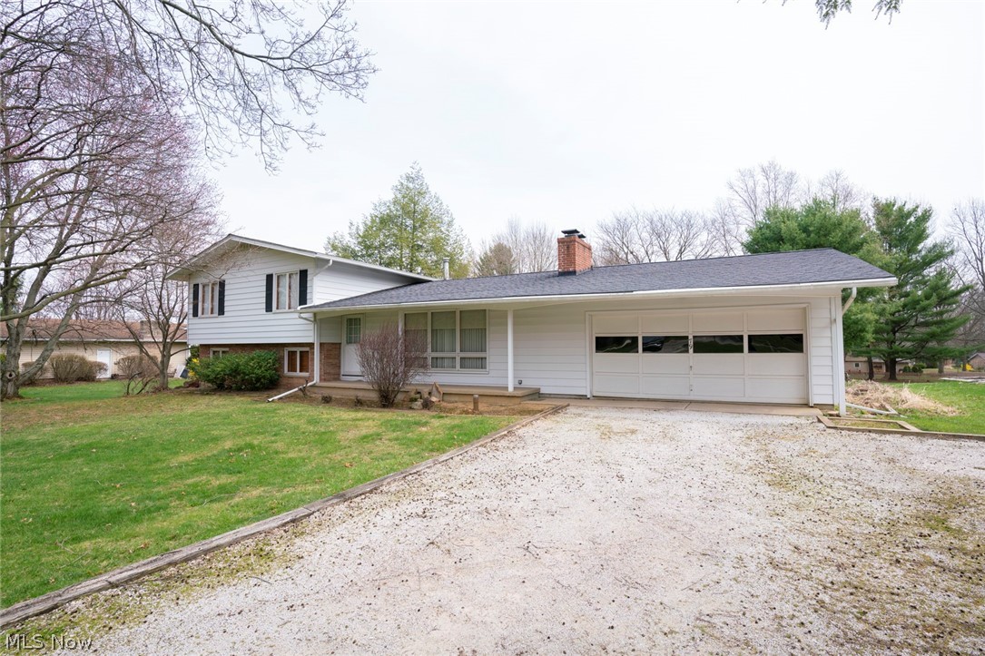 79 South Hametown Road Akron, OH 44321 - Photo 4 of 35