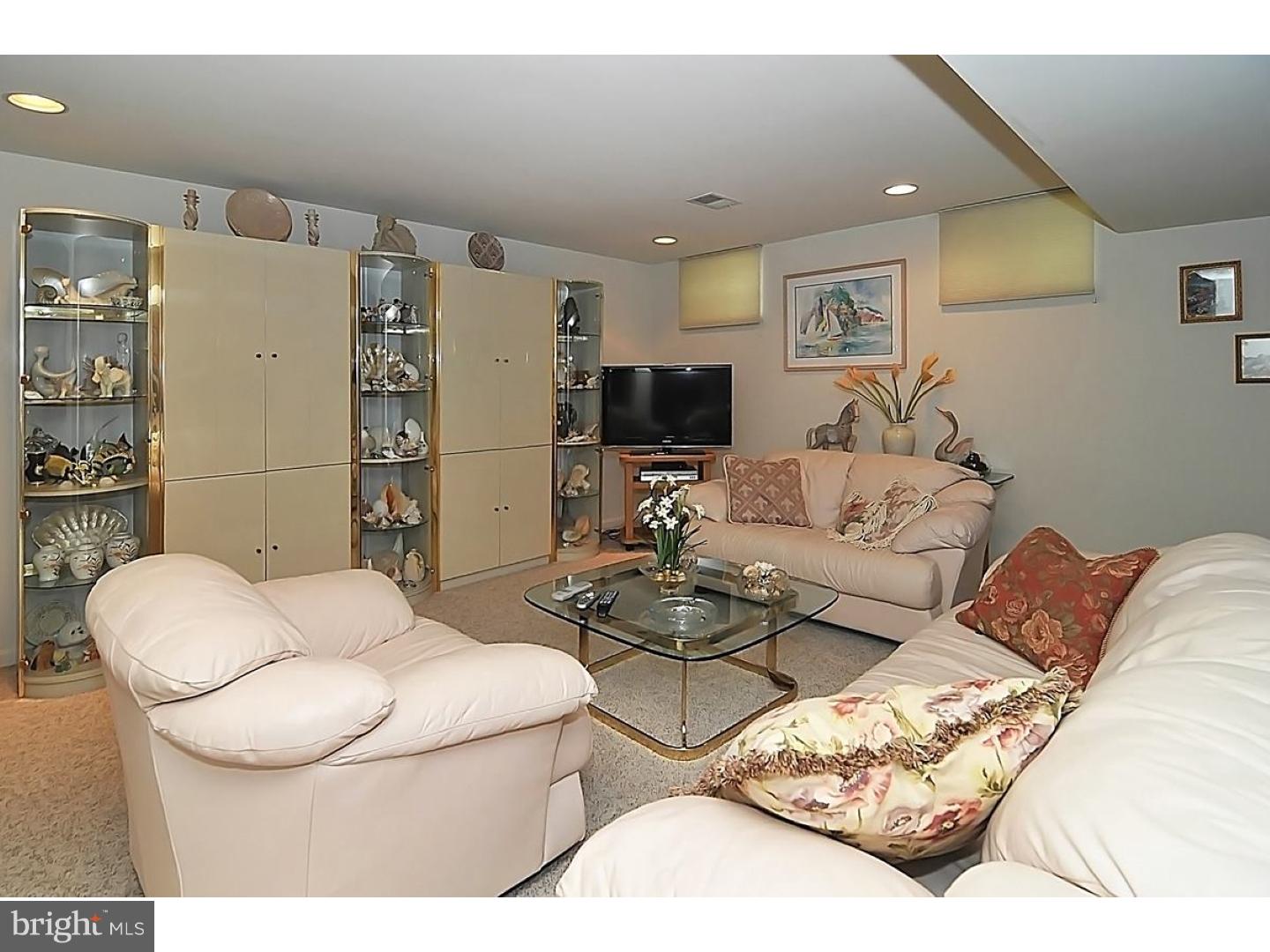 31 Simons Way Huntingdon Valley, PA 19006 - Photo 22 of 25 Basement - Finished
