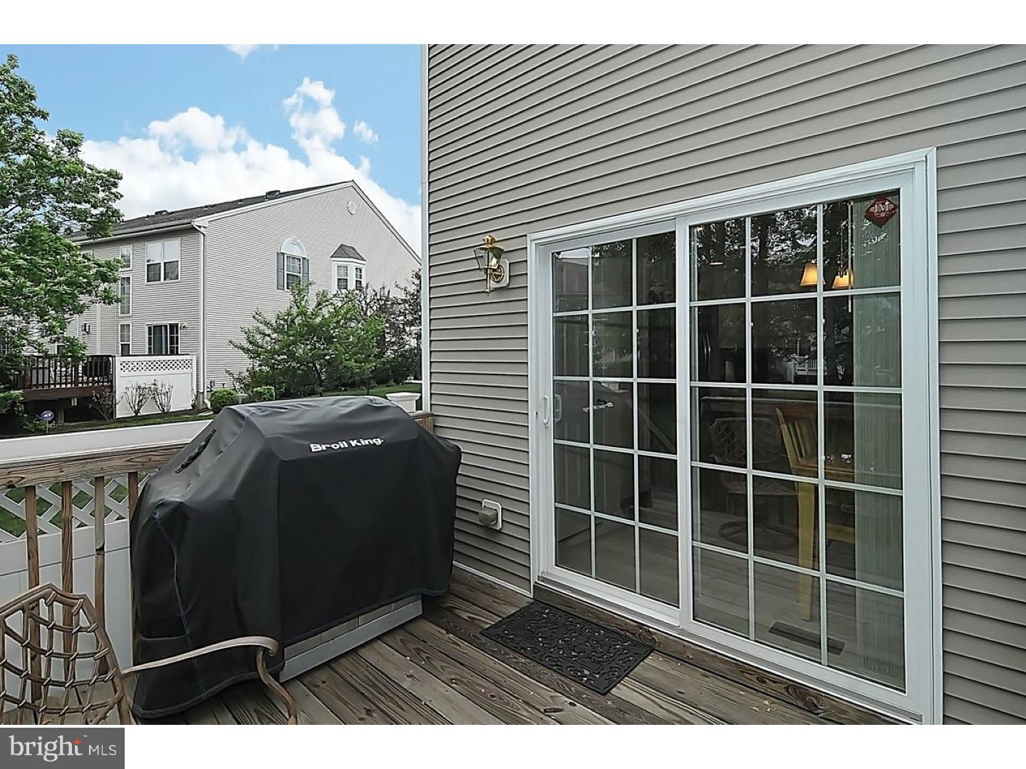 31 Simons Way Huntingdon Valley, PA 19006 - Photo 25 of 25 Deck