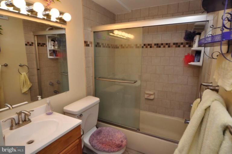12321 Panama Road Reston, VA 20191 - Photo 22 of 22 Bath #3