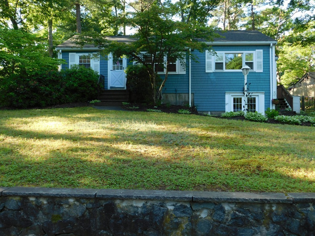 27 Parker Road Pembroke, MA 02359 - Photo 1 of 13 Gallery Image 1