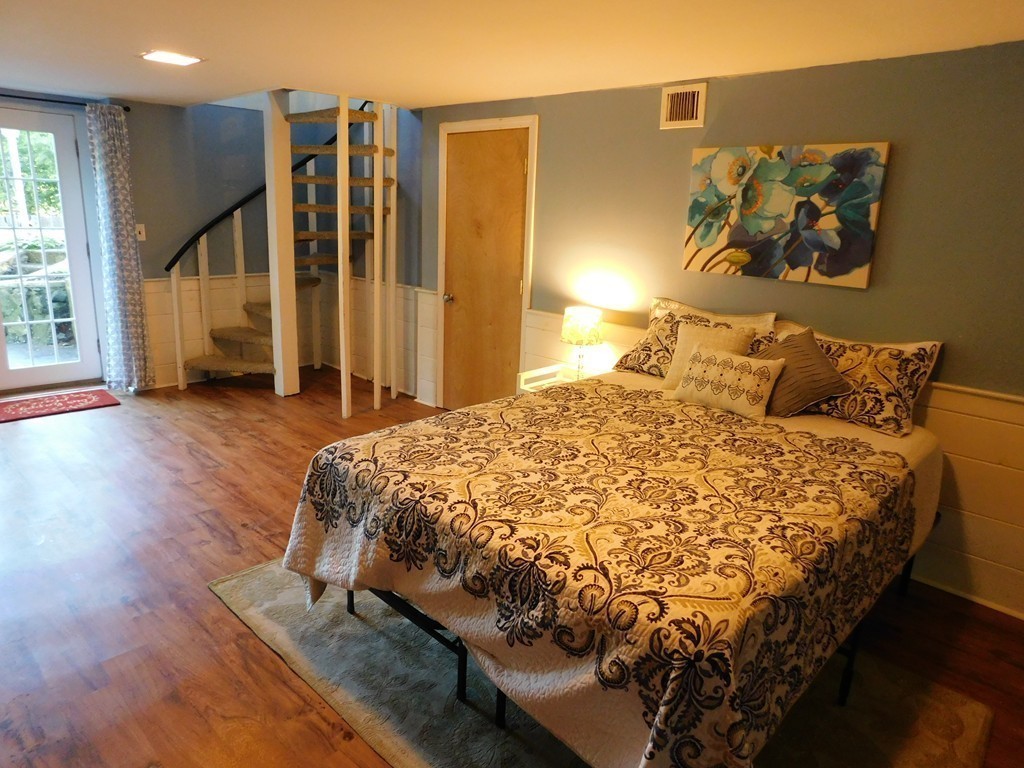 27 Parker Road Pembroke, MA 02359 - Photo 11 of 13 Gallery Image 11