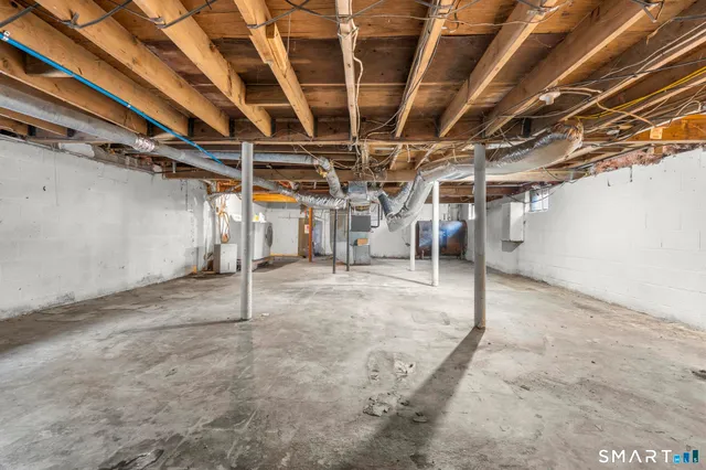 $325,000 | 7 Ipswich Street, West Haven, CT 06516