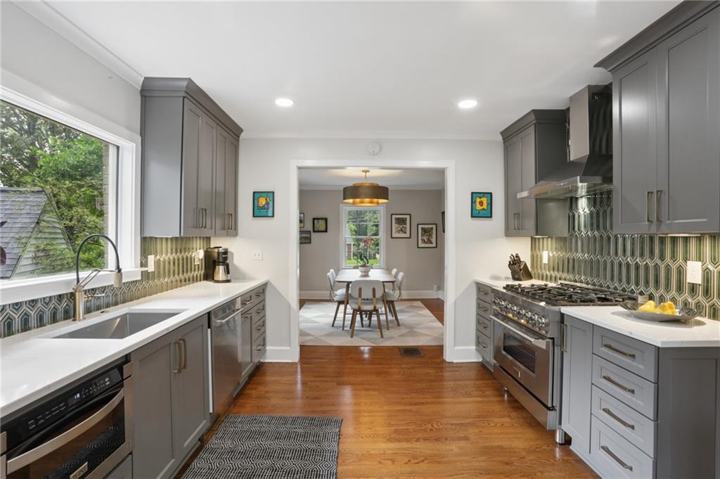 548 East Wesley Road Northeast Atlanta, GA 30305 - Photo 12 of 35 Gallery Image 12