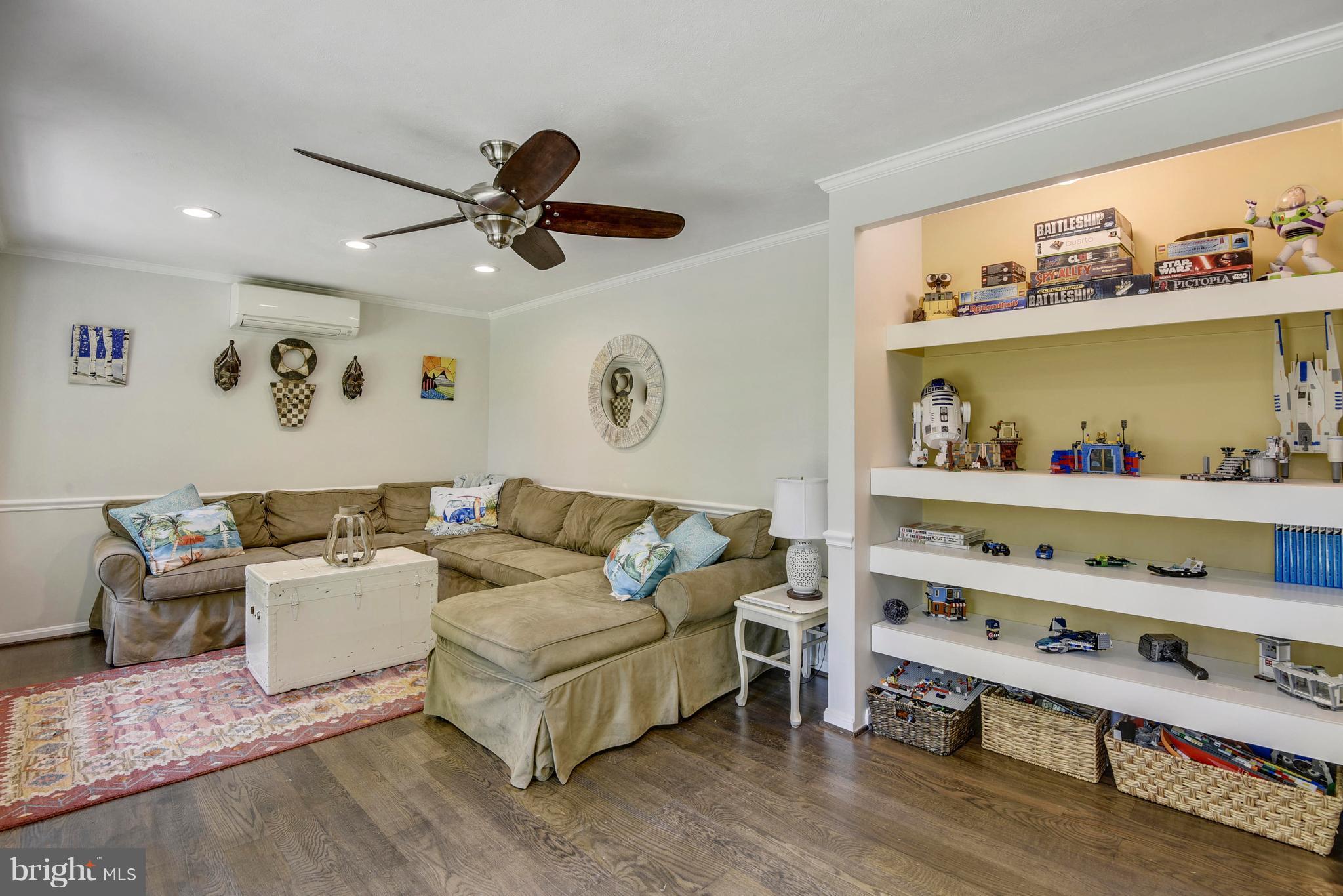 5500 Jordan Road Bethesda, MD 20816 - Photo 14 of 30 Family Room