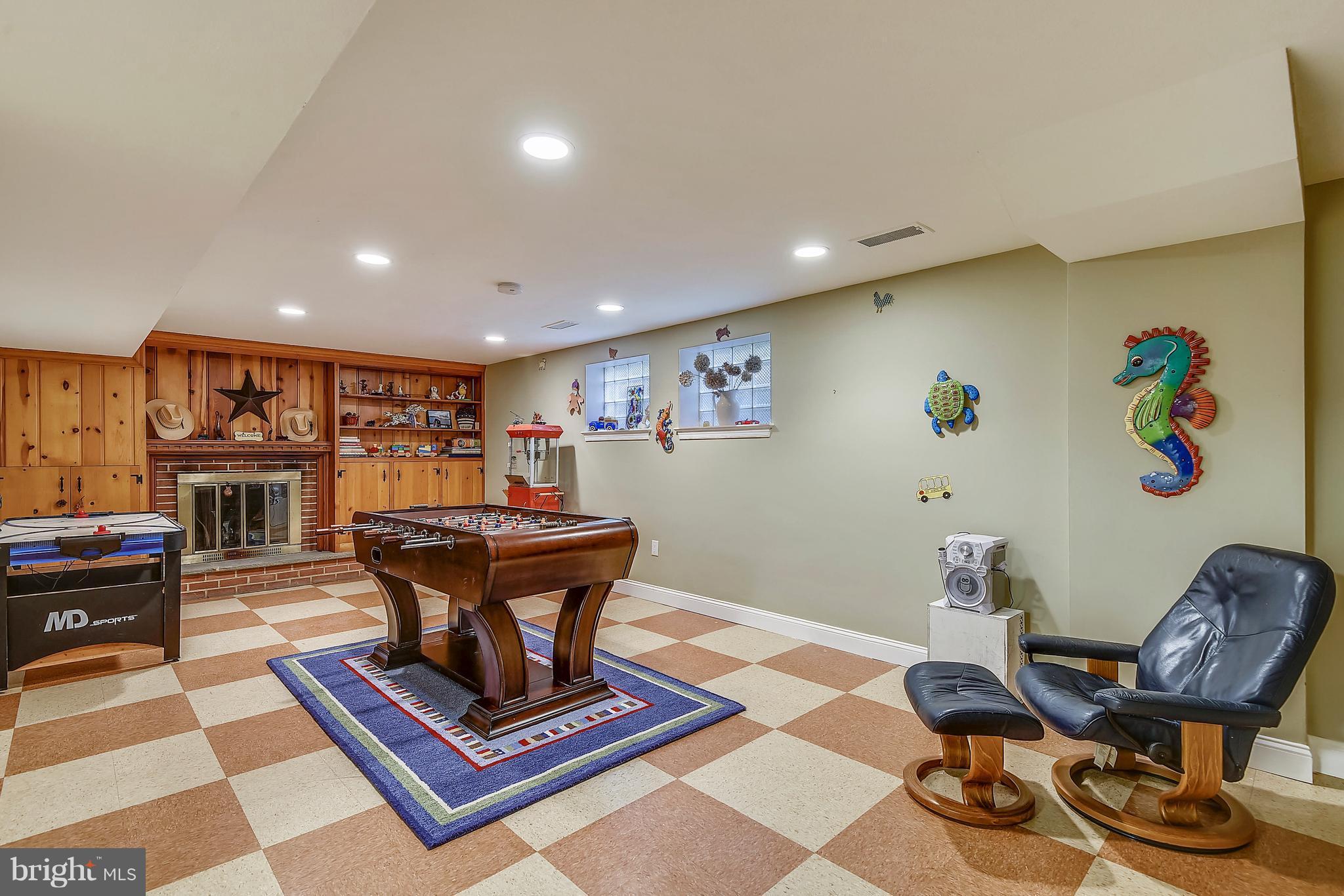 5500 Jordan Road Bethesda, MD 20816 - Photo 26 of 30 Rec room