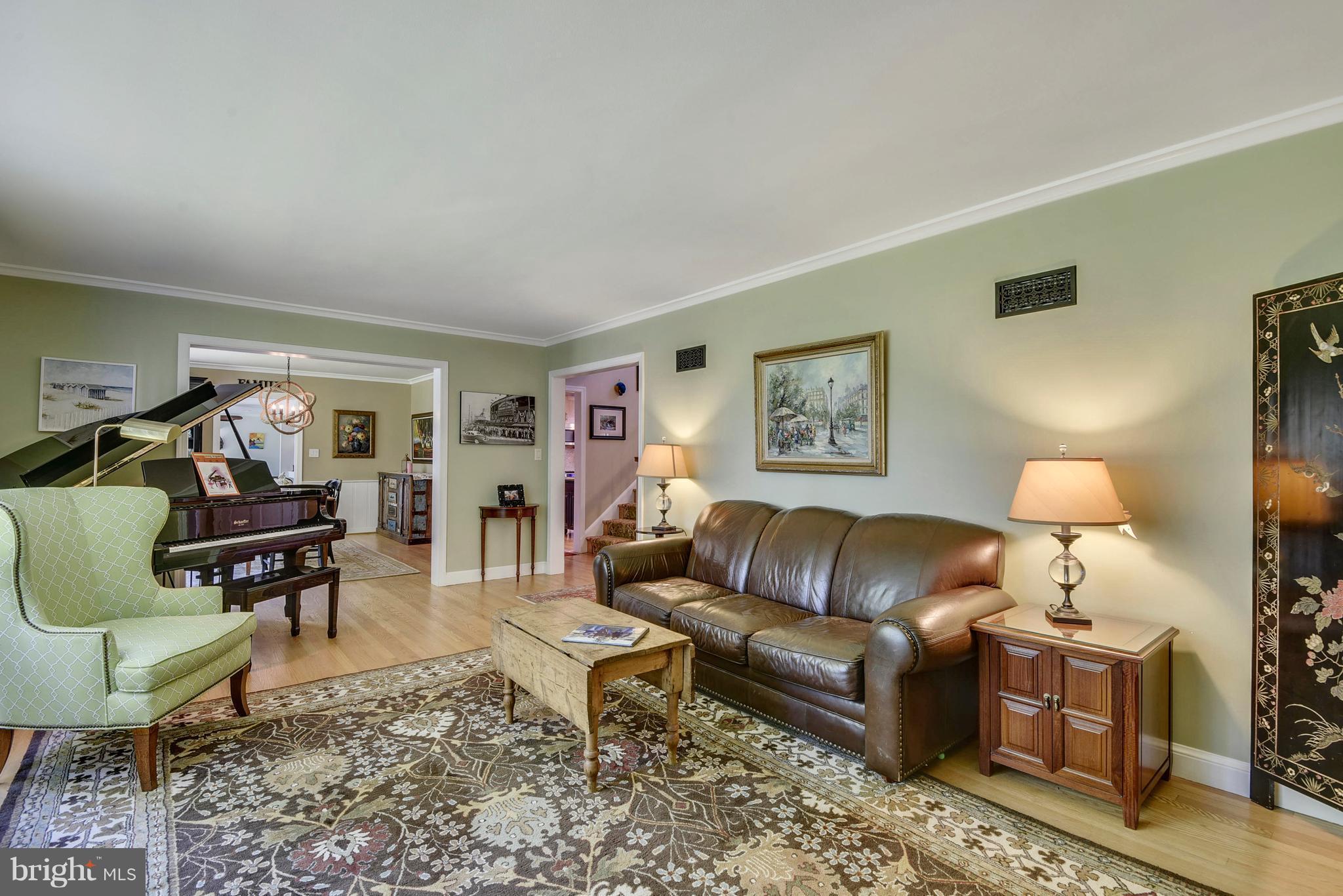 5500 Jordan Road Bethesda, MD 20816 - Photo 6 of 30 Living Room