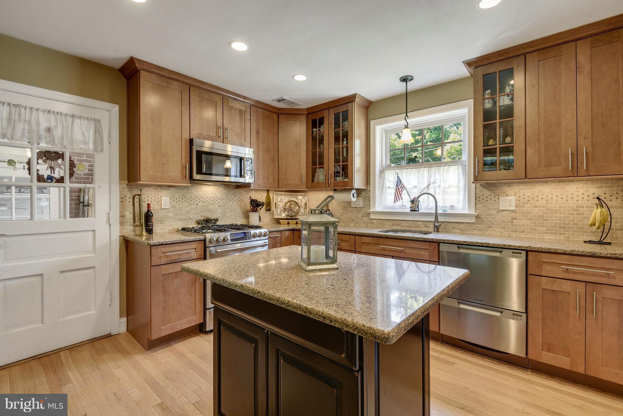 5500 Jordan Road Bethesda, MD 20816 - Photo 9 of 30 Kitchen