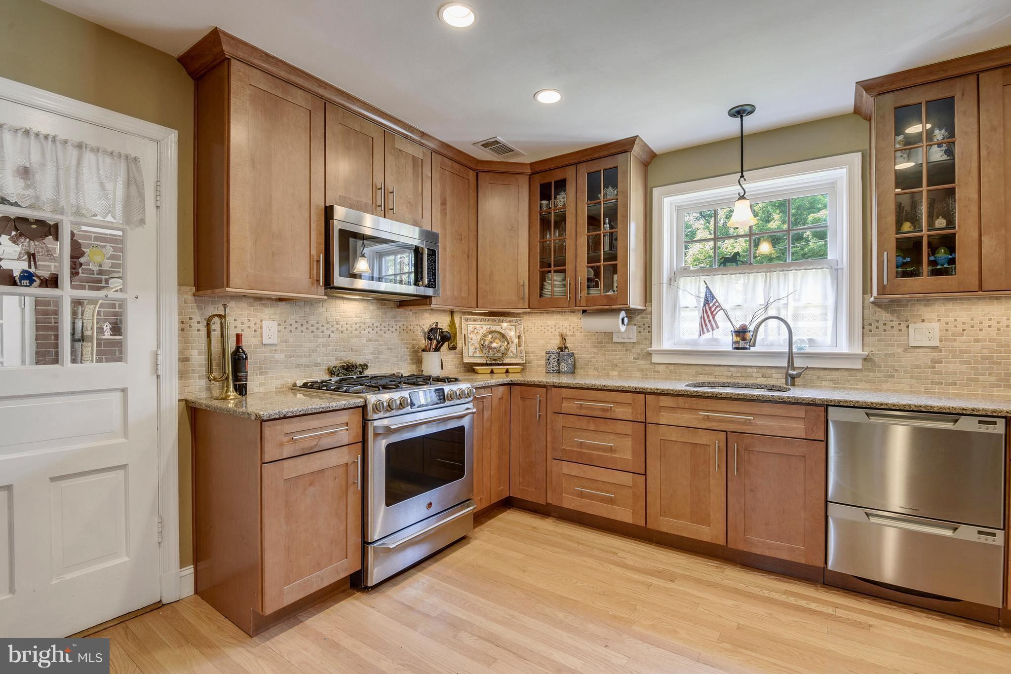 5500 Jordan Road Bethesda, MD 20816 - Photo 10 of 30 Kitchen