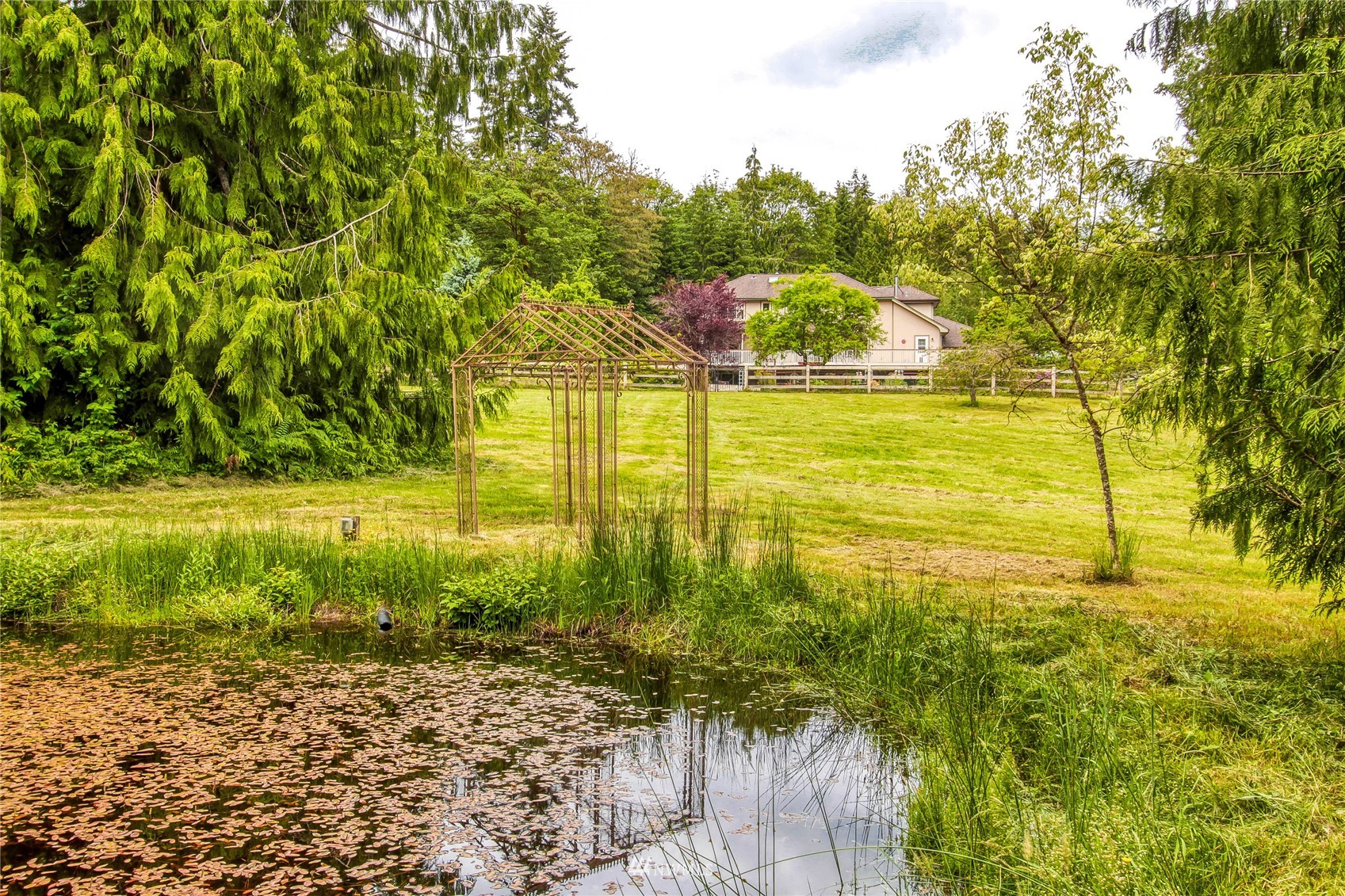 2001 Woods Road Southeast Port Orchard, WA 98366 - Photo 1 of 40 Gallery Image 1
