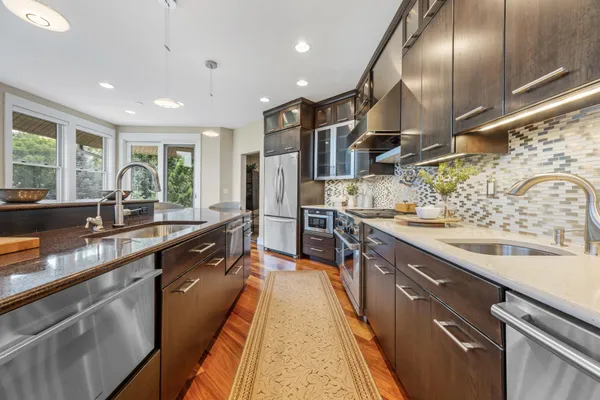 $1,100,000 | 2508 Rose Creek Parkway South, Fargo, ND 58104
