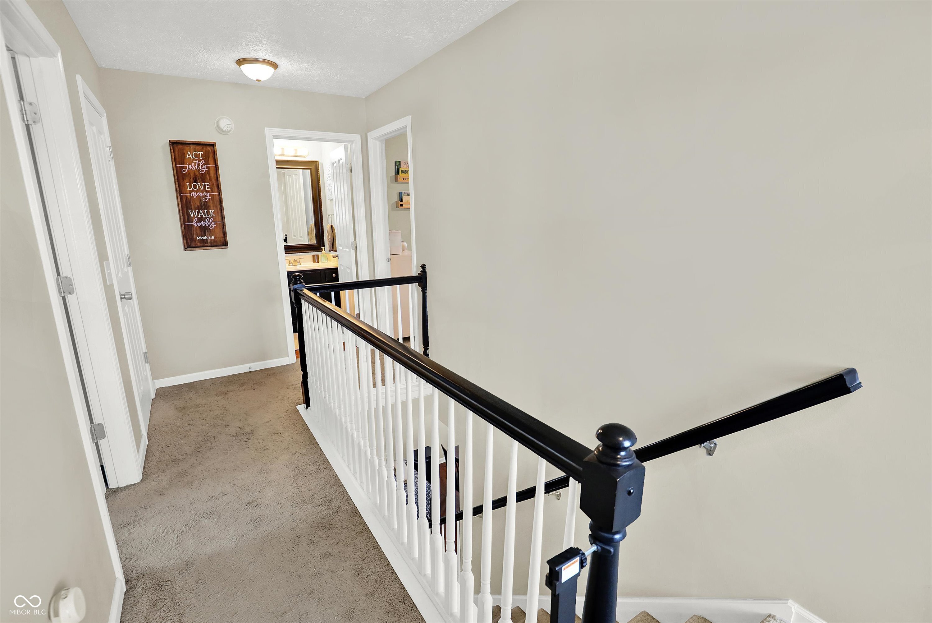 9682 Indigo Lane Fishers, IN 46038 - Photo 17 of 32