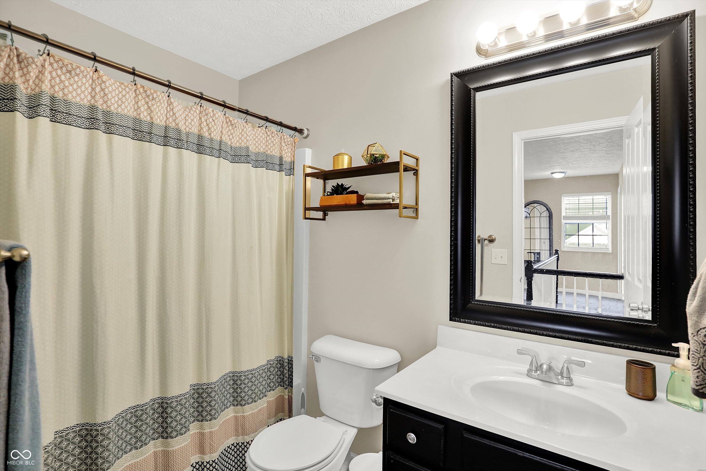 9682 Indigo Lane Fishers, IN 46038 - Photo 24 of 32