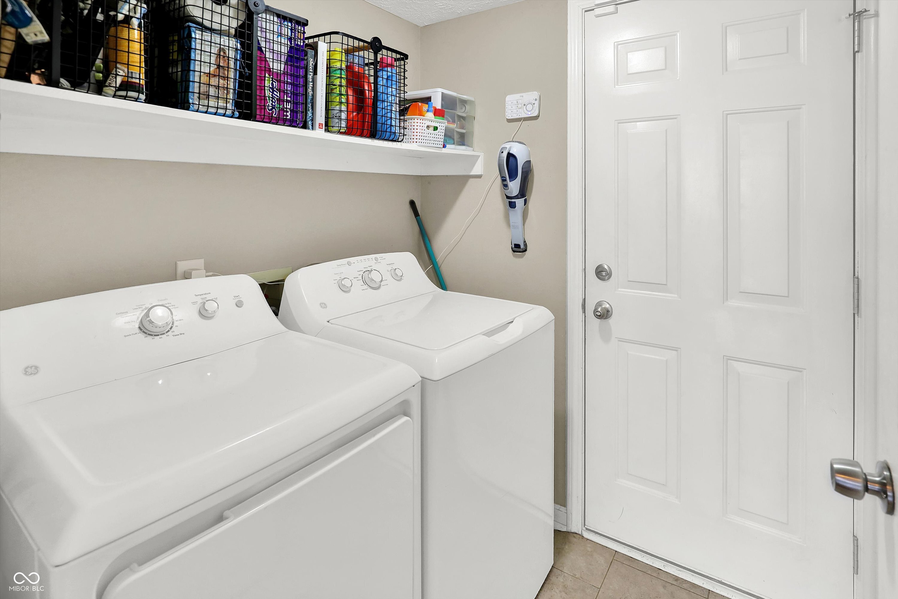 9682 Indigo Lane Fishers, IN 46038 - Photo 26 of 32