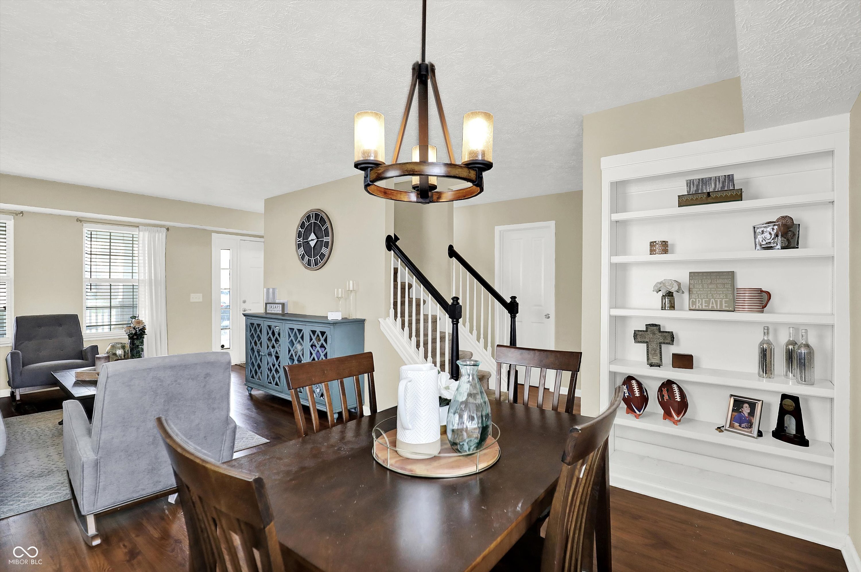 9682 Indigo Lane Fishers, IN 46038 - Photo 7 of 32