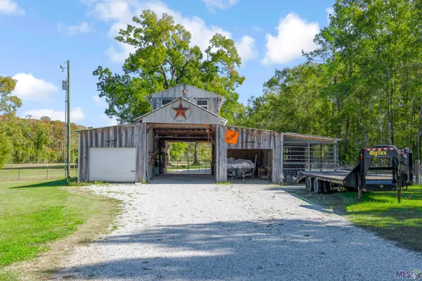 $380,000 | 15254 Penalber Road, Maurepas, LA 70449