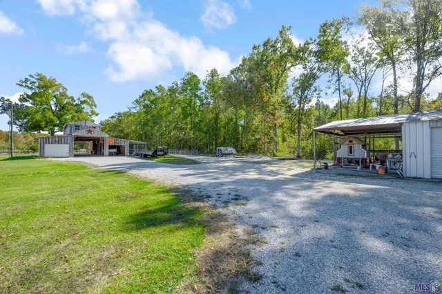 $380,000 | 15254 Penalber Road, Maurepas, LA 70449