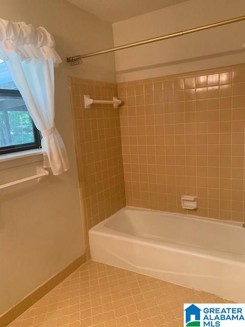 709 Colonial Drive Alabaster, AL 35007 - Photo 25 of 31