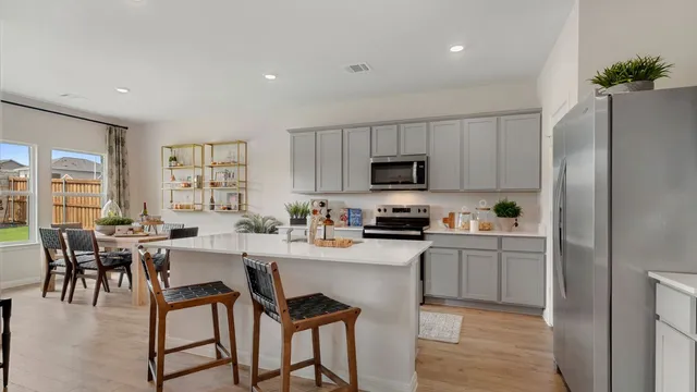 $385,990 | 228 Rock Spgs Drive, Marble Falls, TX 78654