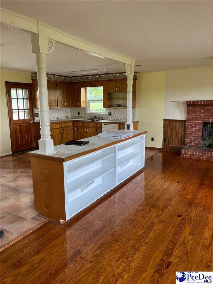 483 Webs Road Kingstree, SC 29556 - Photo 9 of 19 Gallery Image 9
