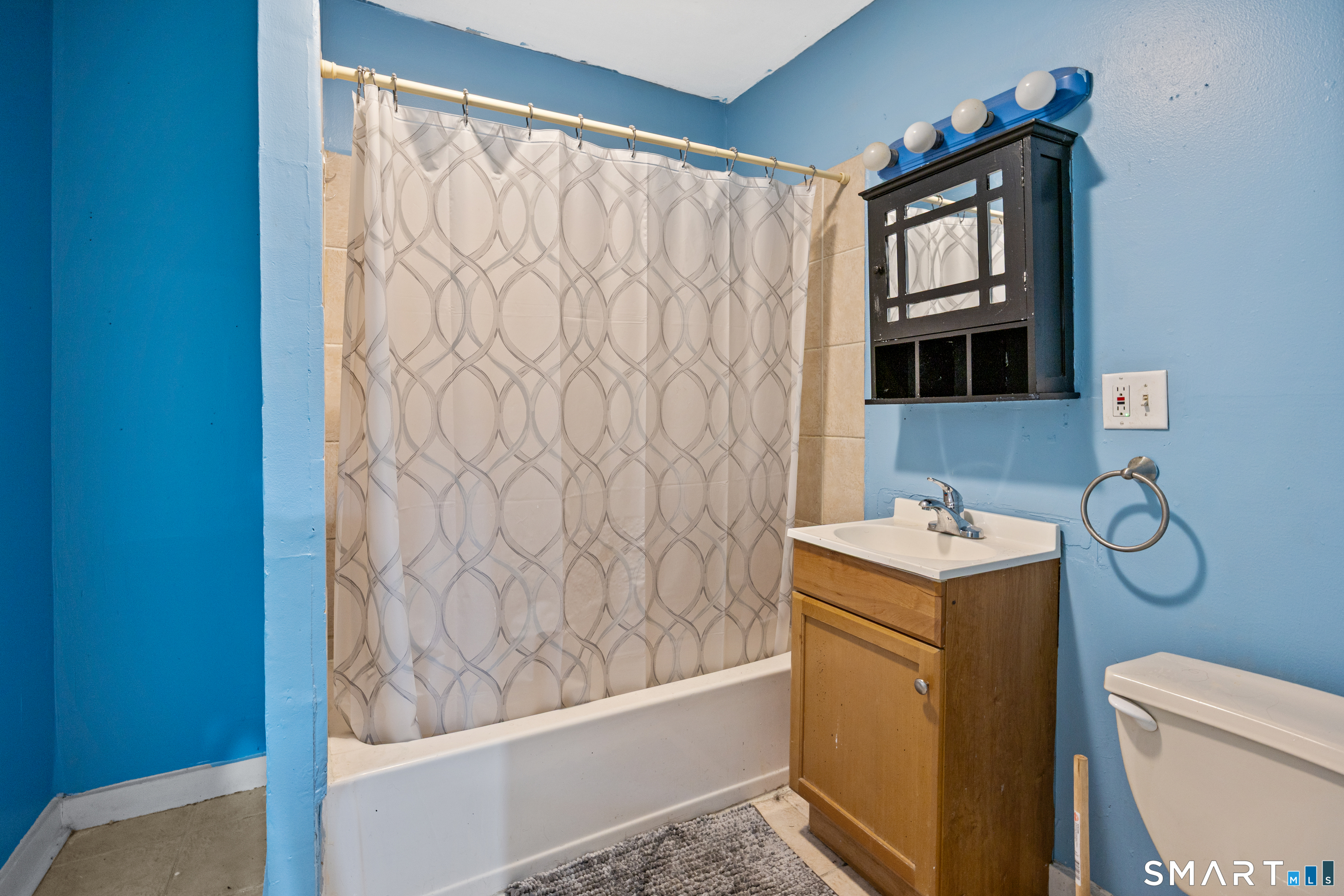 33 Martin Street Hartford, CT 06120 - Photo 20 of 35