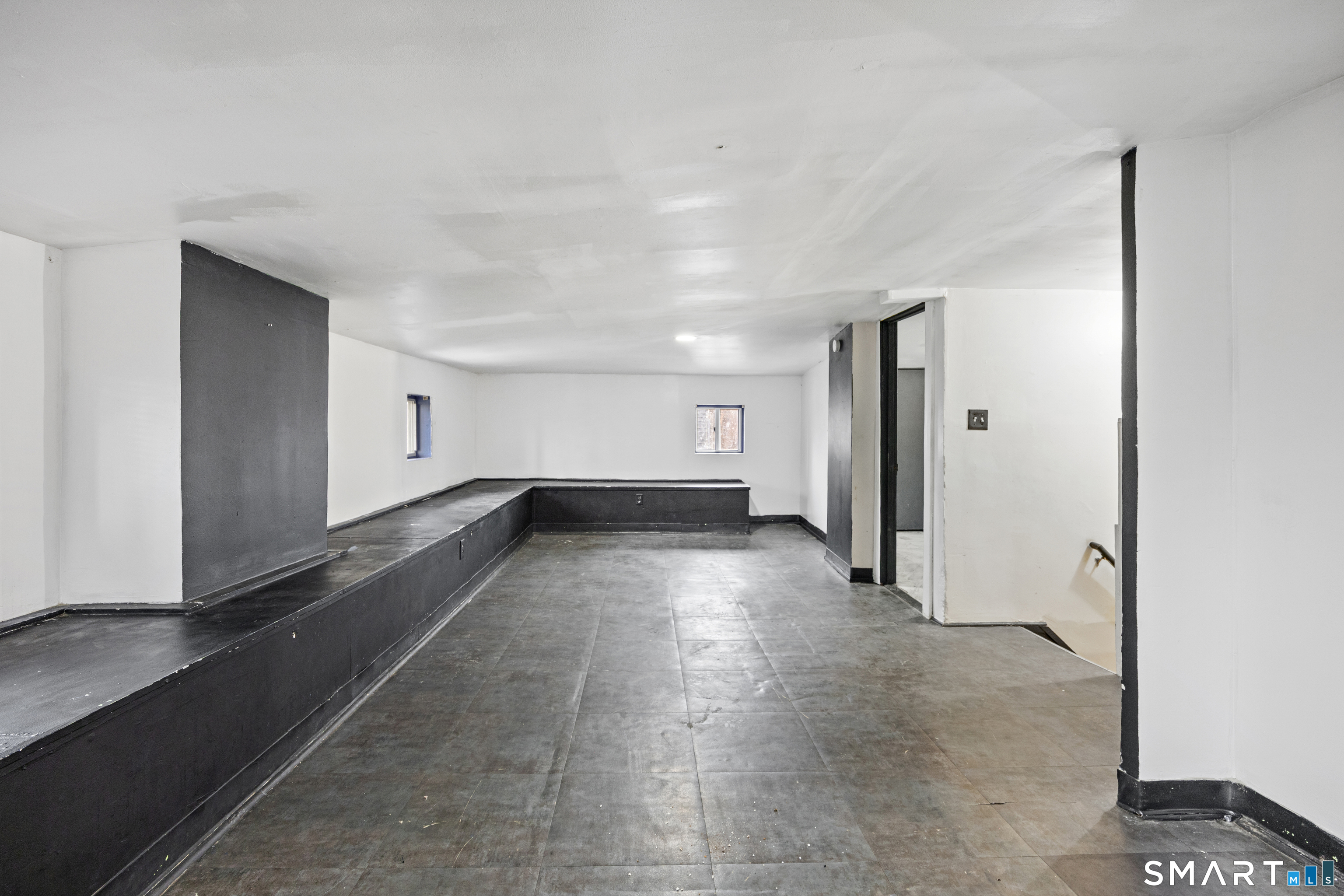 33 Martin Street Hartford, CT 06120 - Photo 26 of 35